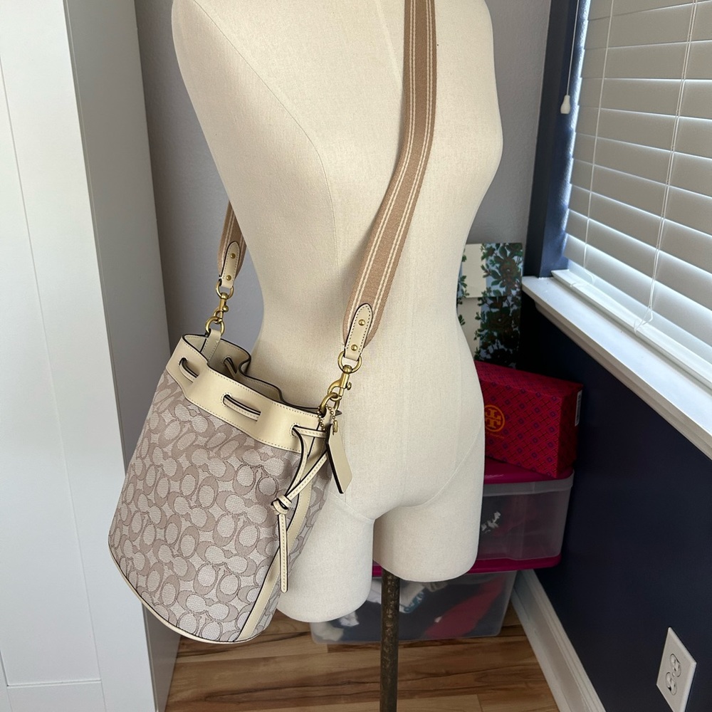 Coach cross body purse